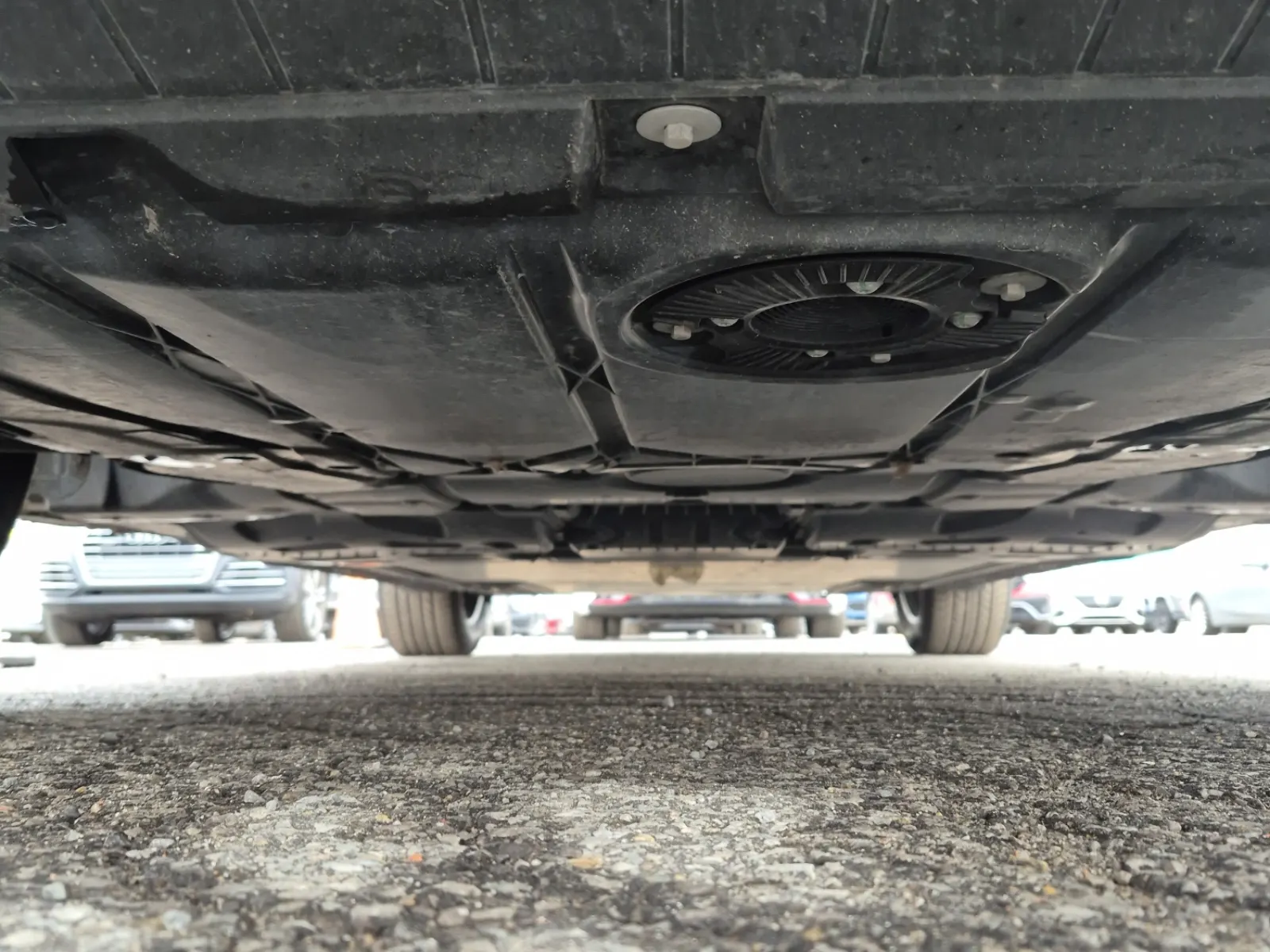 Undercarriage - Front Photo