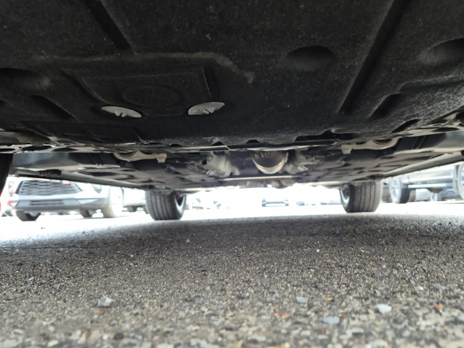 Undercarriage - Front Photo