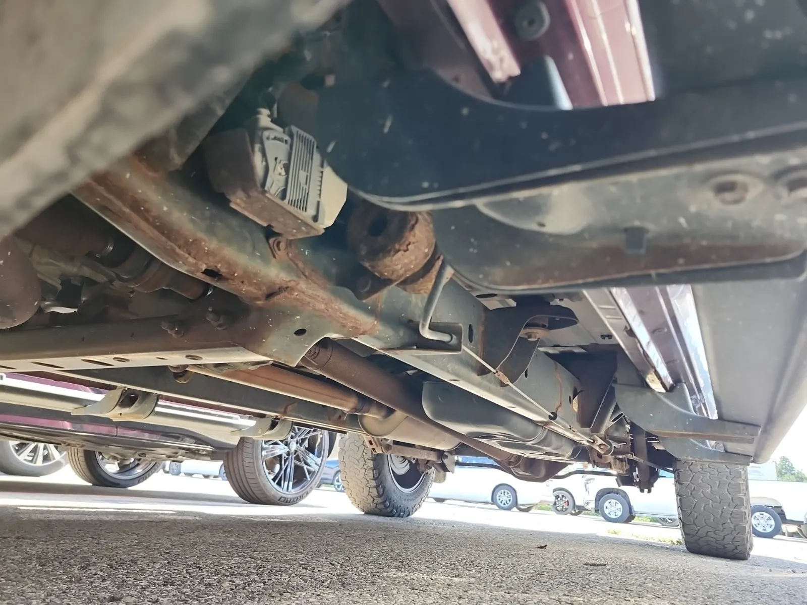 Undercarriage - Driver Photo