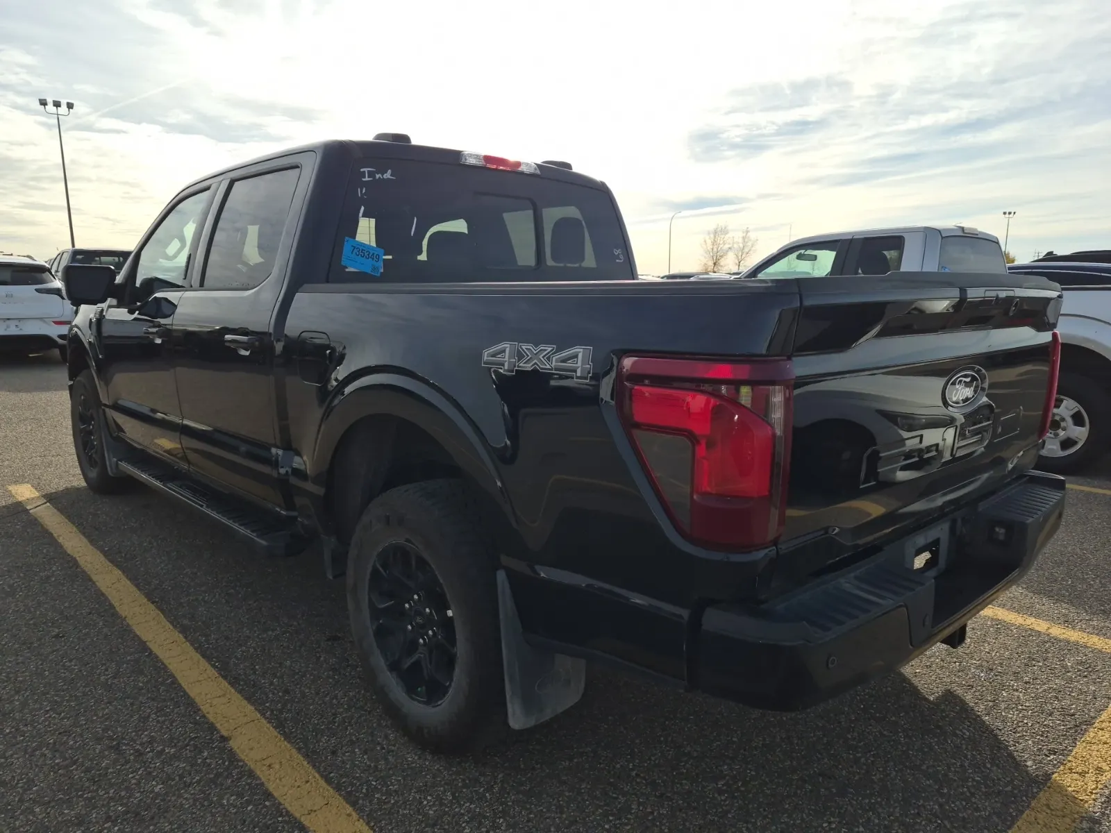 Driver Rear 3/4 Photo