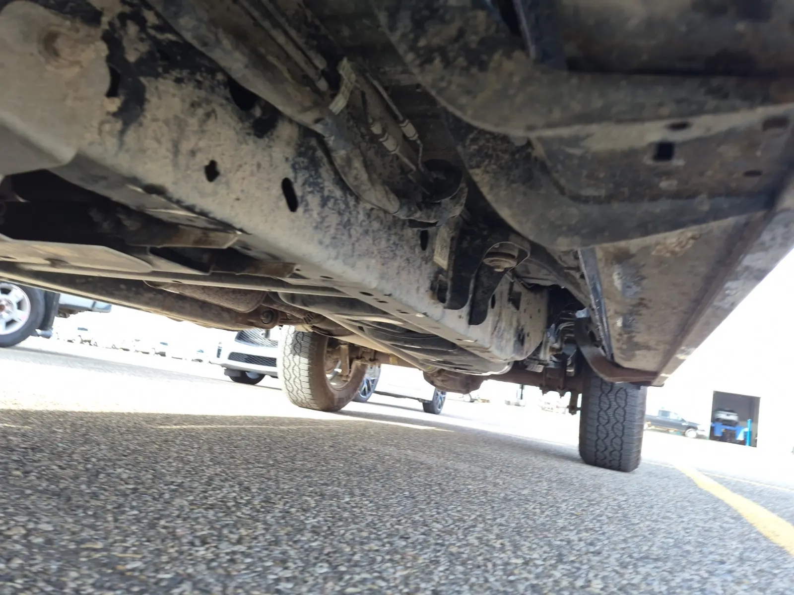 Undercarriage - Driver Photo