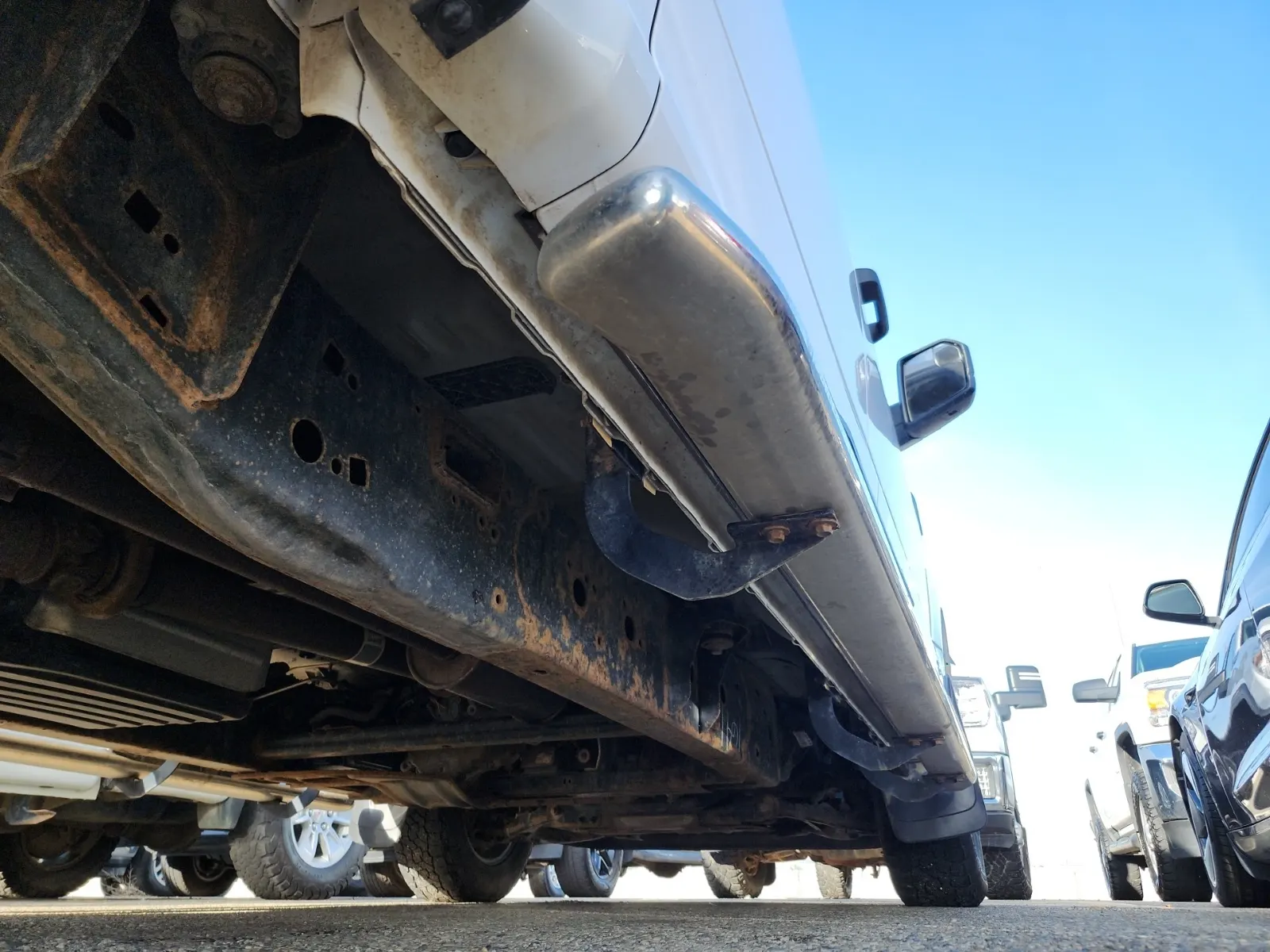 Undercarriage - Passenger Photo
