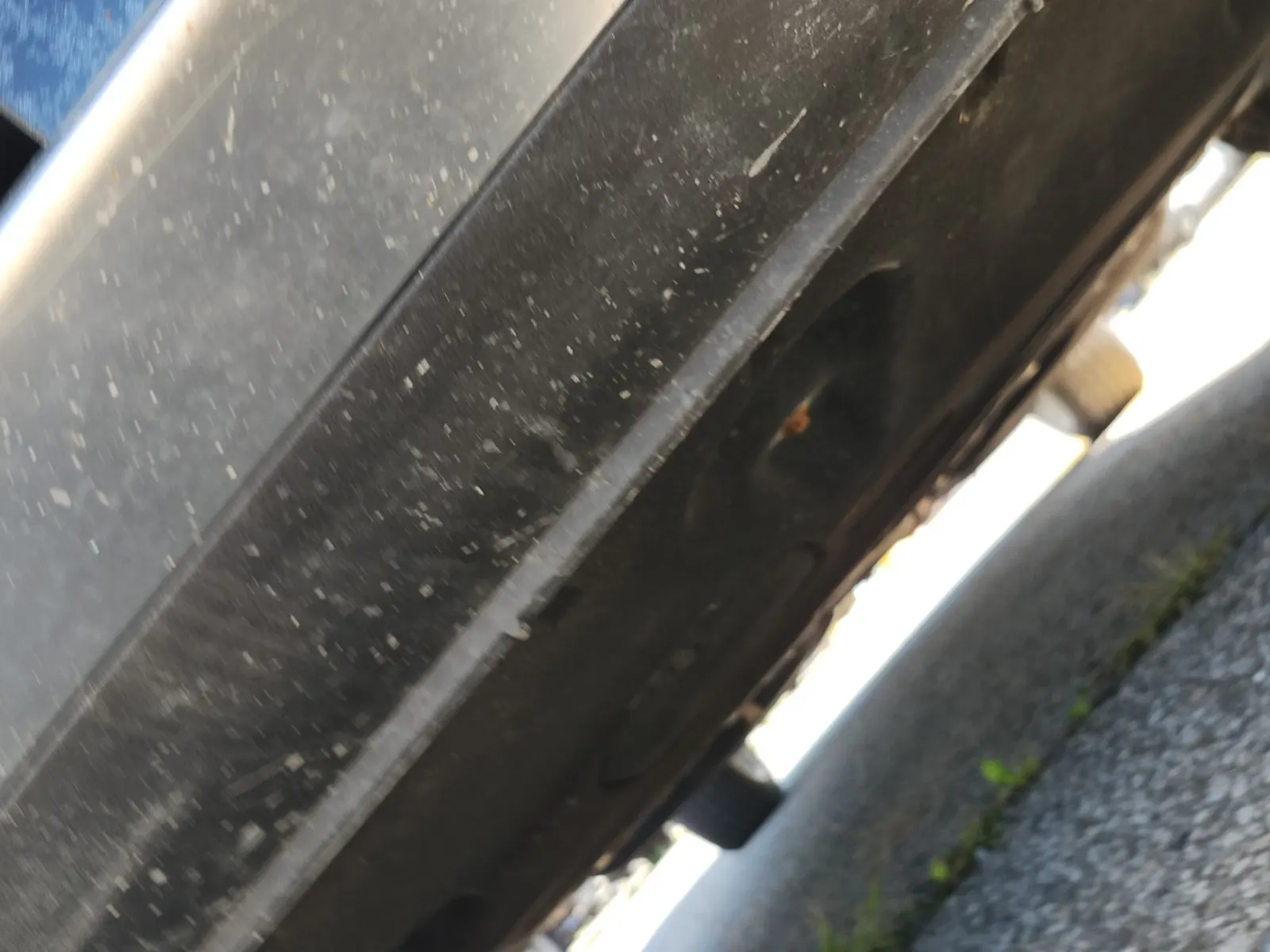Undercarriage - Front Photo