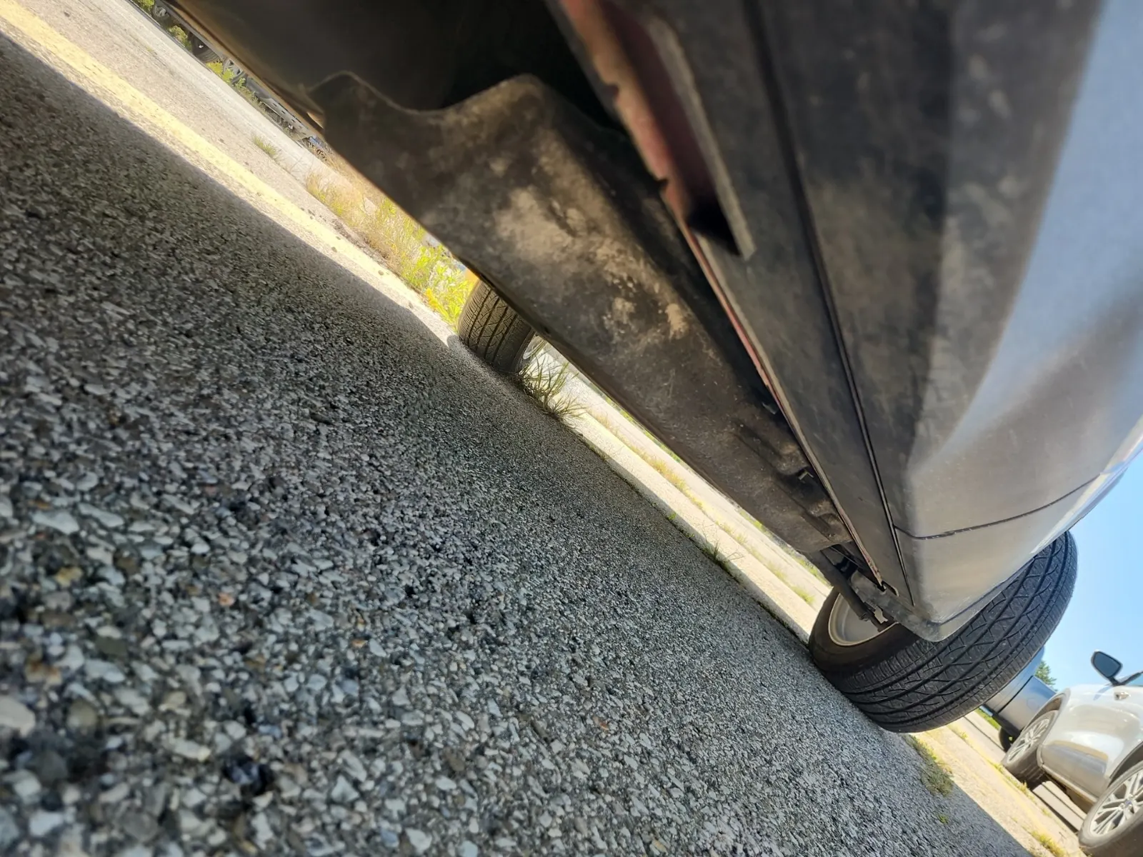 Undercarriage - Passenger Photo