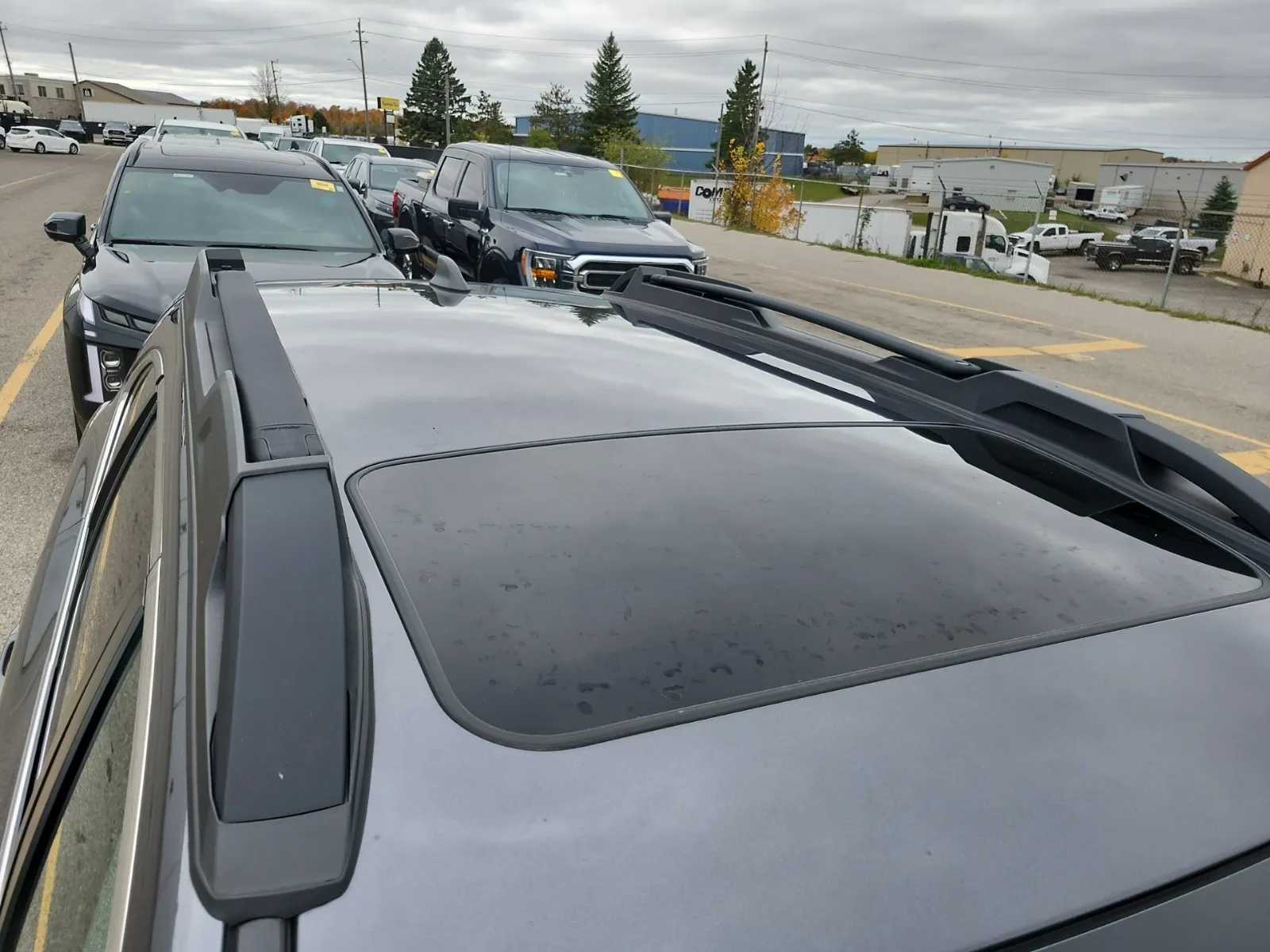 Exterior Roof Photo