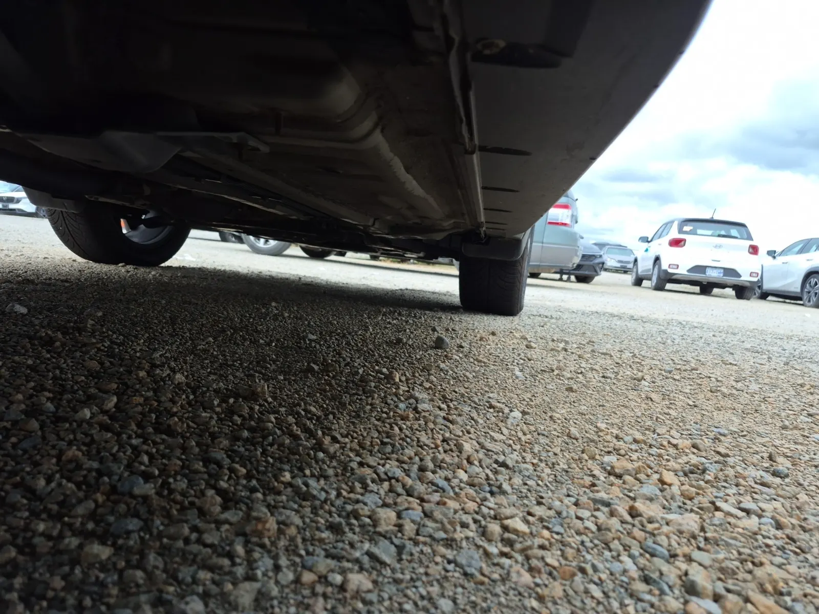 Undercarriage - Passenger Photo