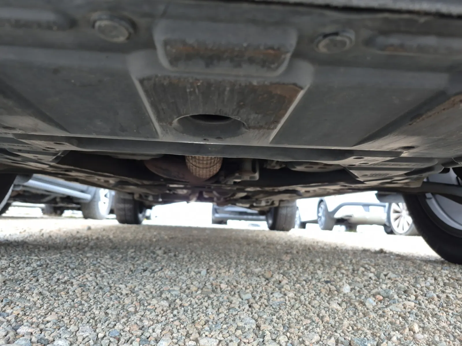 Undercarriage - Front Photo
