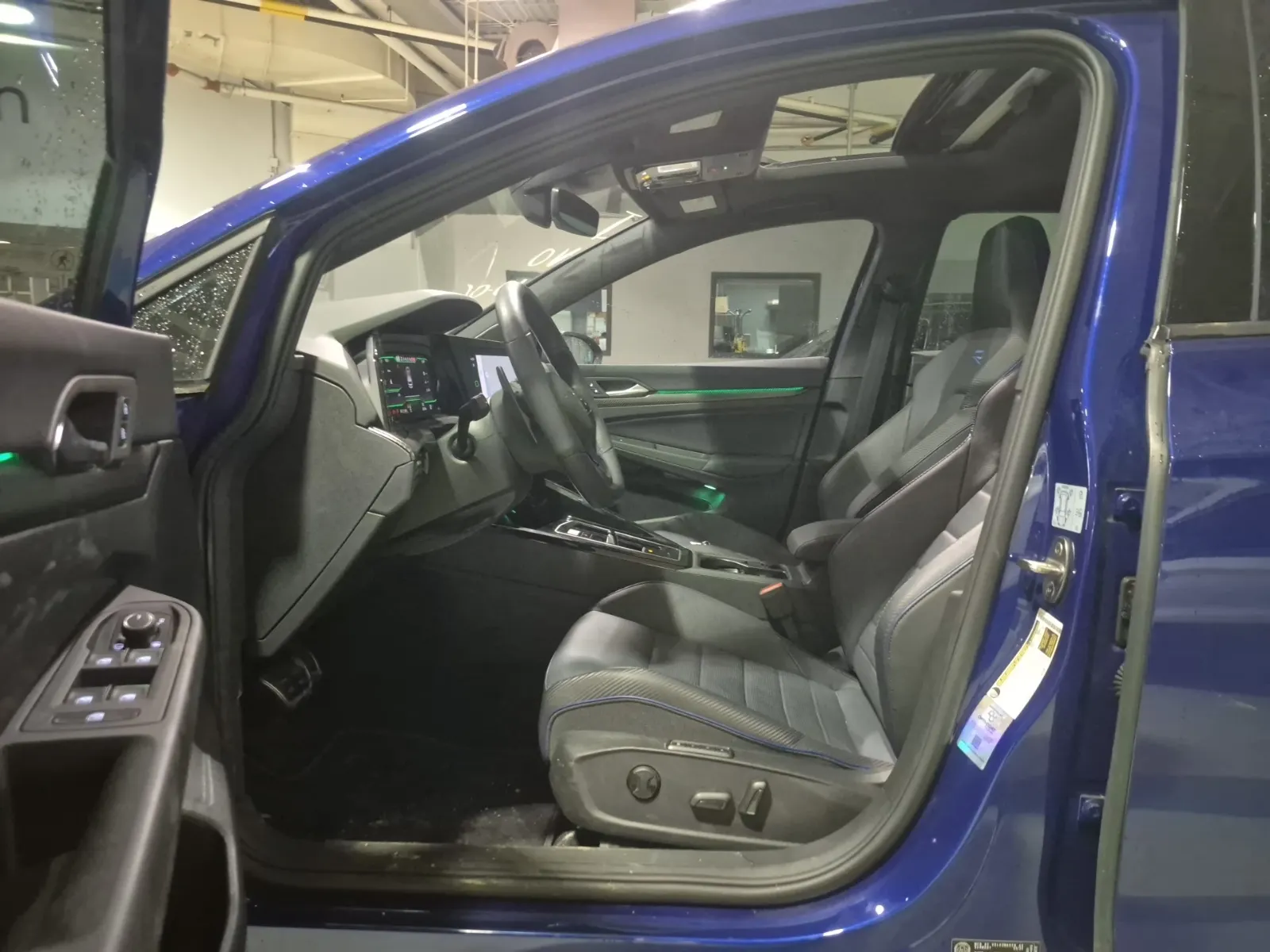 Front Interior Photo
