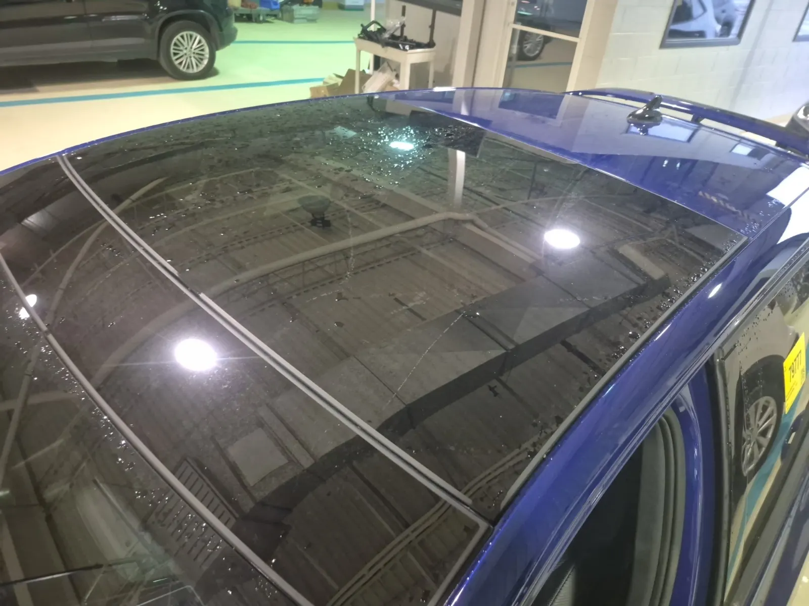 Exterior Roof Photo