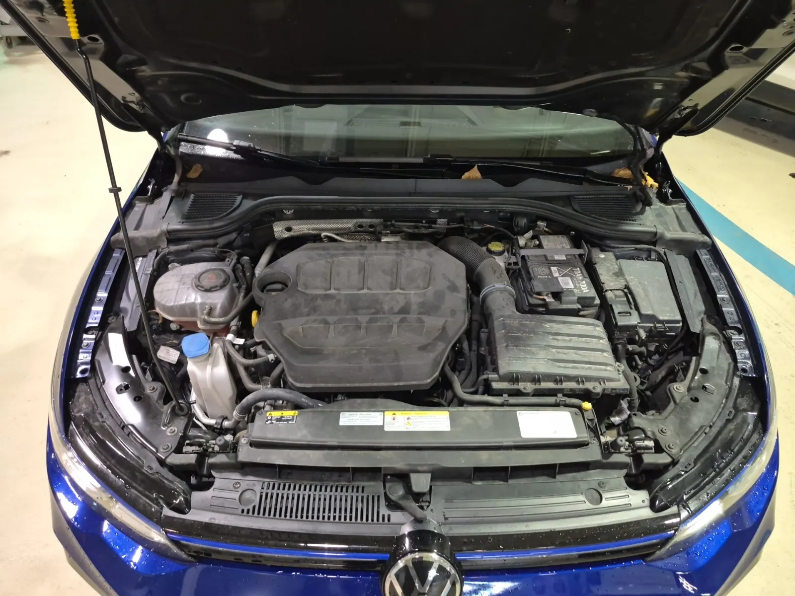 Engine Photo