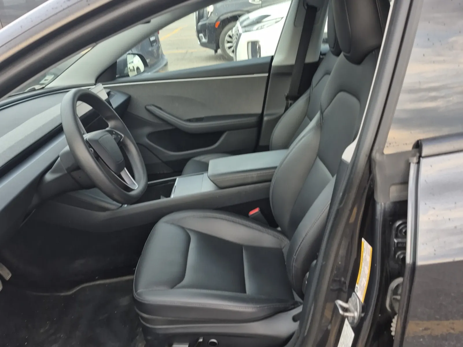 Front Interior Photo