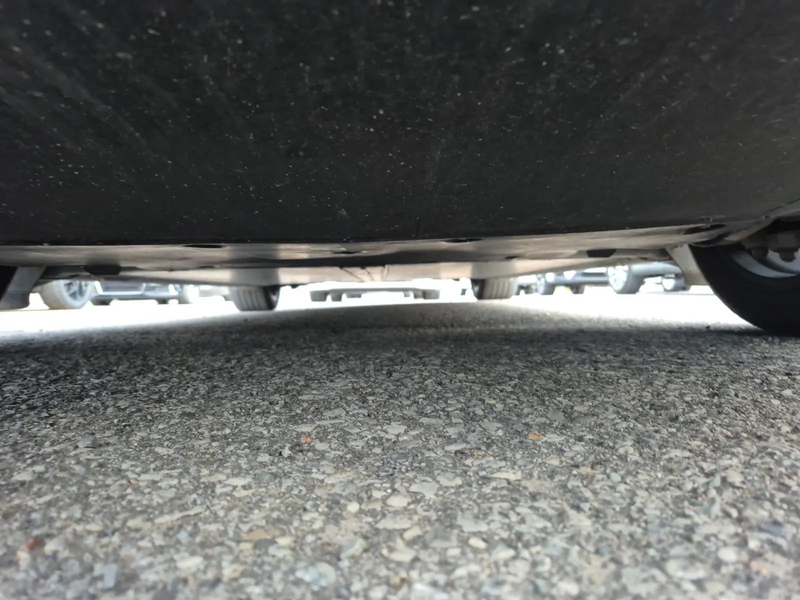 Undercarriage - Front Photo