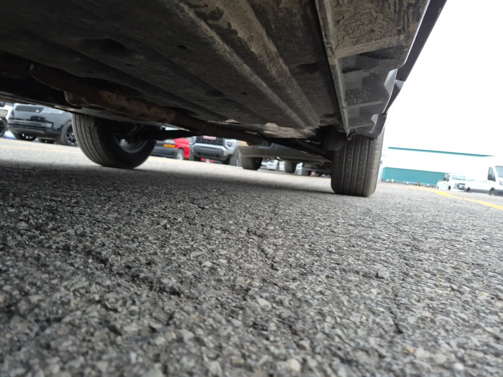 Undercarriage - Driver Photo