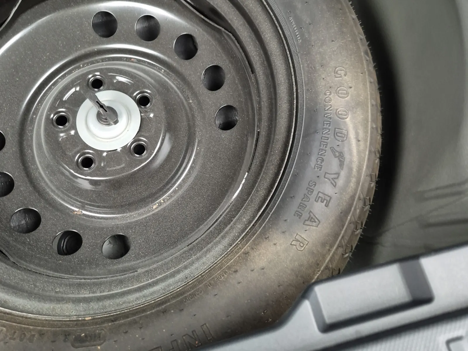 Spare Tire & Wheel Photo