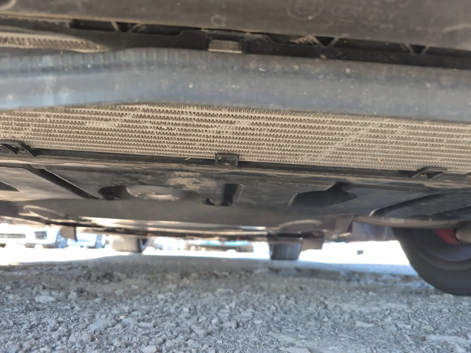 Undercarriage - Front Photo