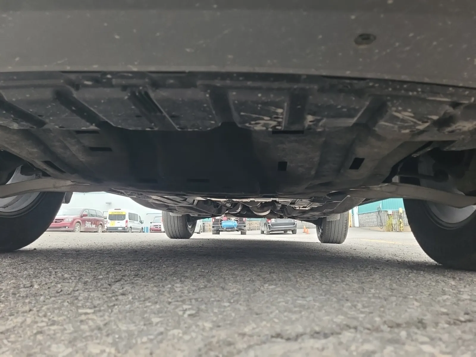 Undercarriage - Front Photo
