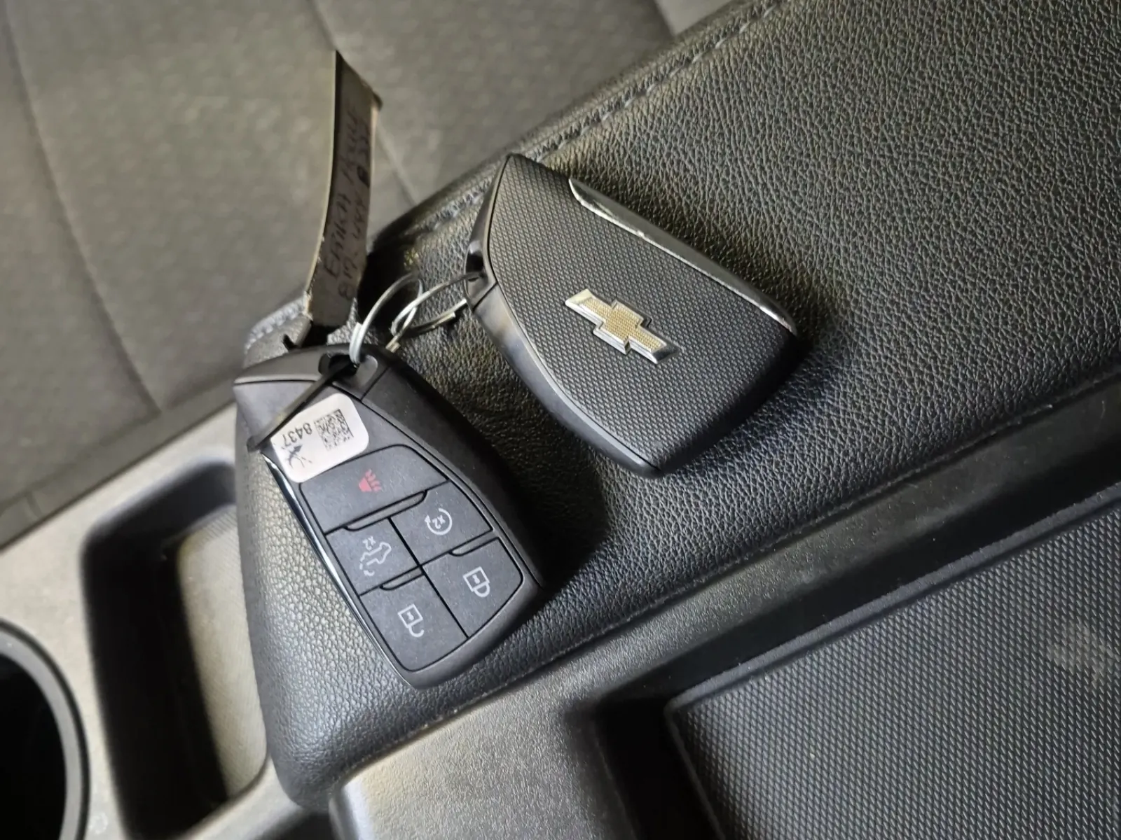 Keys/Fobs/Manual Photo
