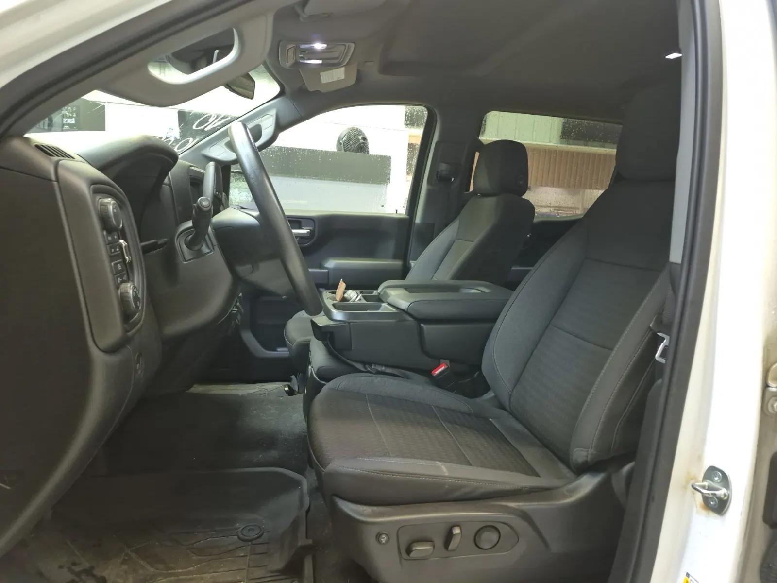 Front Interior Photo