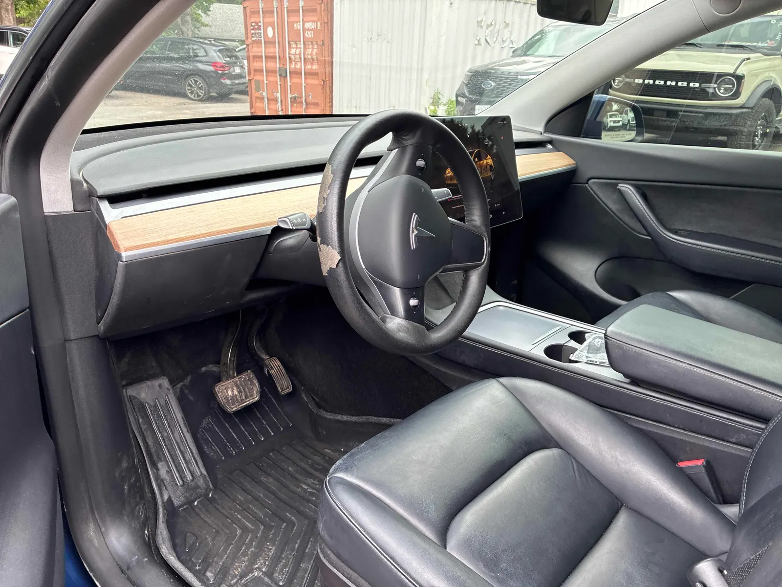 Interior driver side