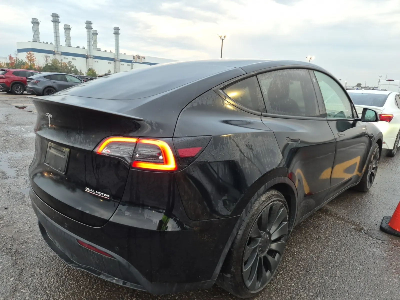 Passenger Rear 3/4 Photo