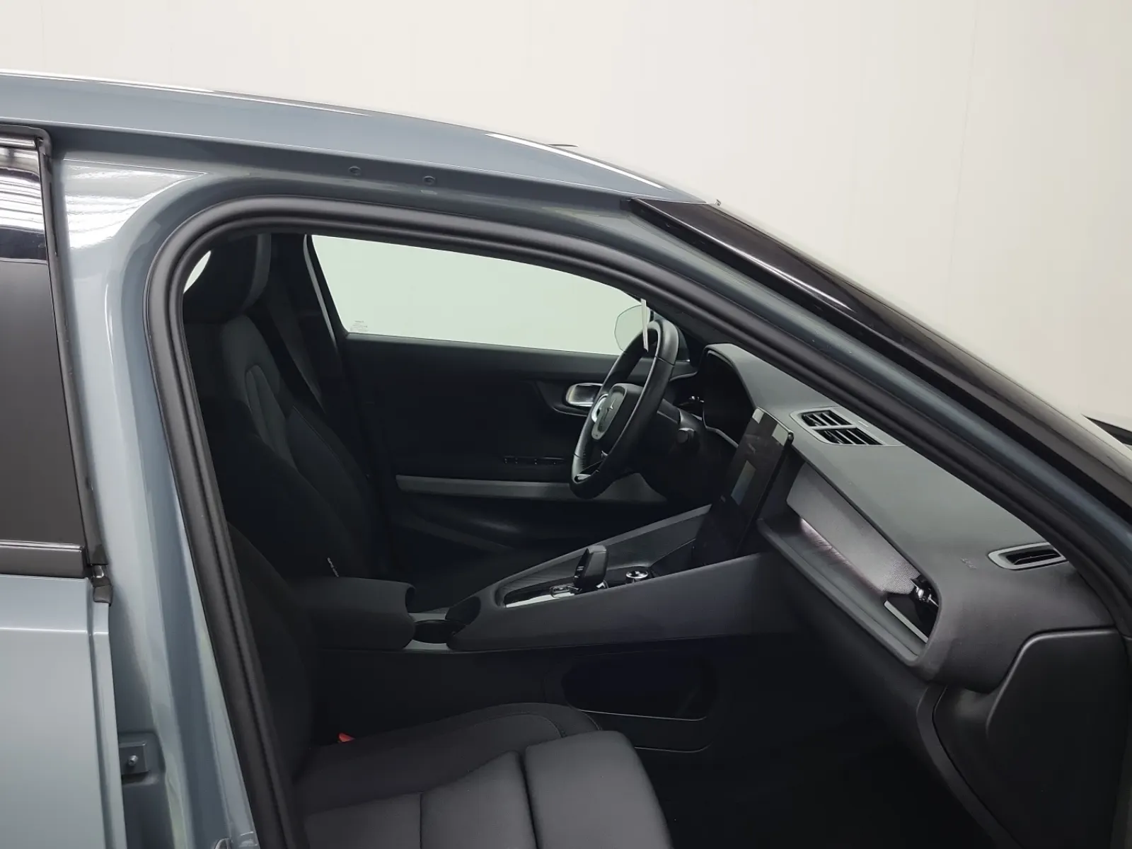 Right Side Interior Photo