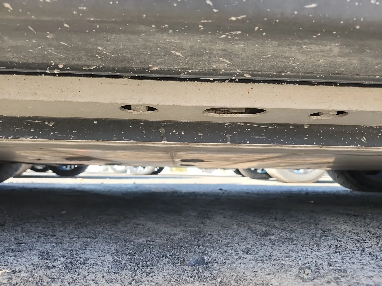Undercarriage - Driver Photo