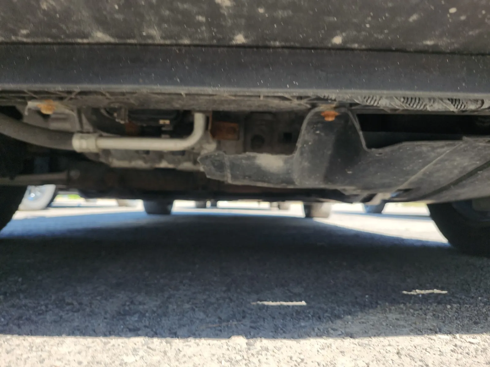 Undercarriage - Front Photo