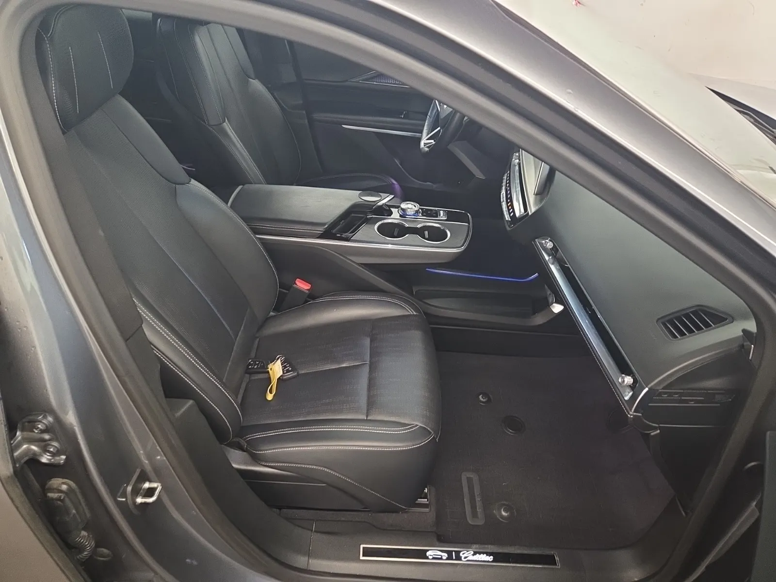 Right Side Interior Photo