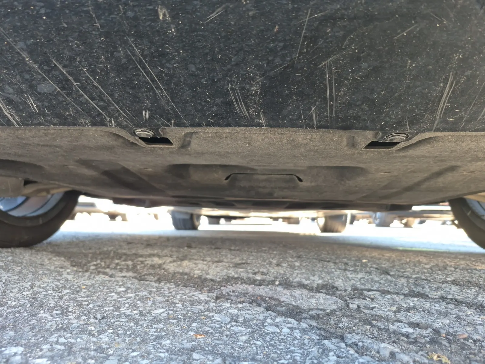 Undercarriage - Front Photo