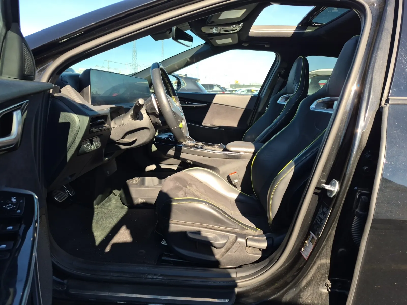 Front Interior Photo