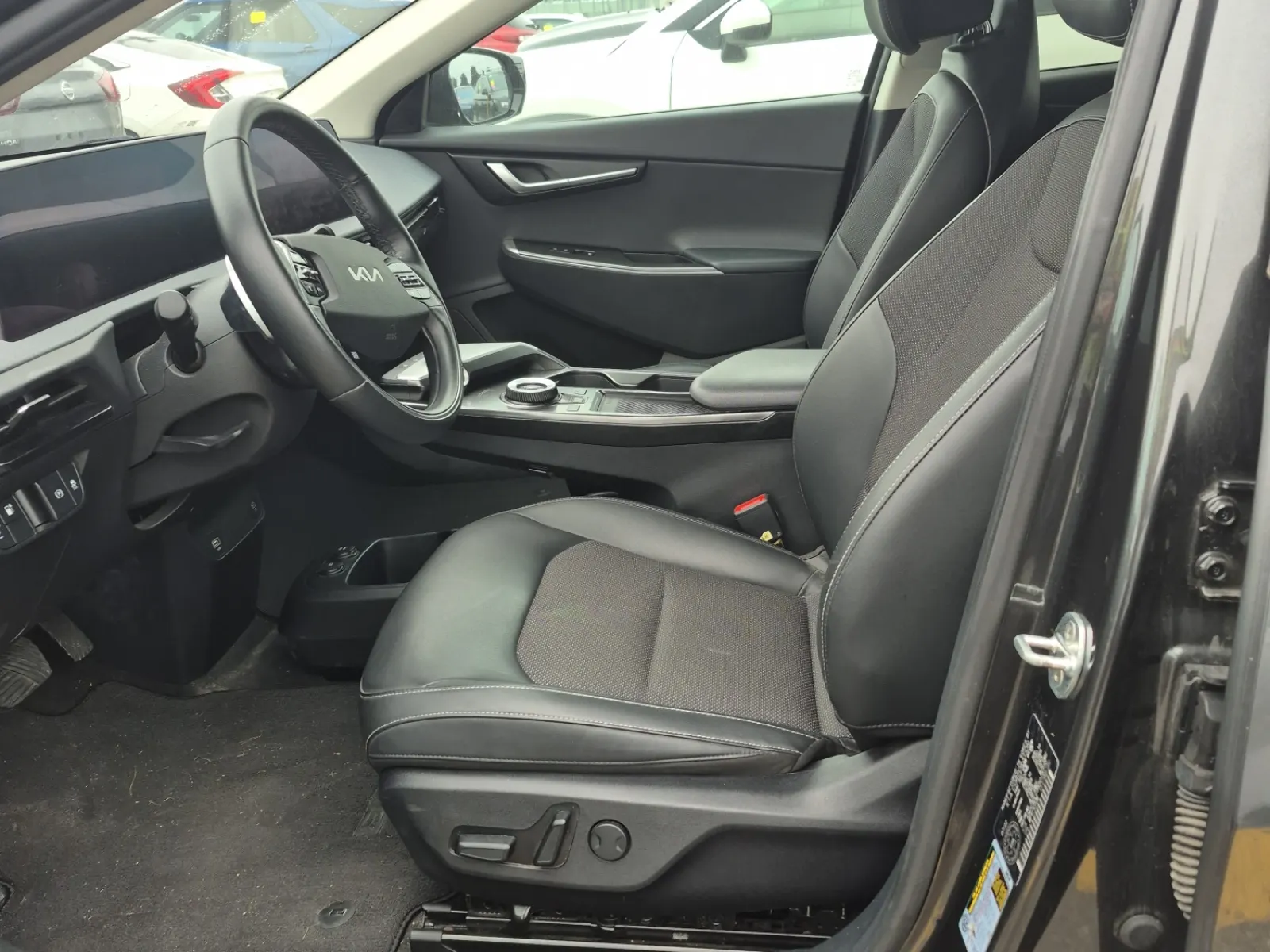 Front Interior Photo