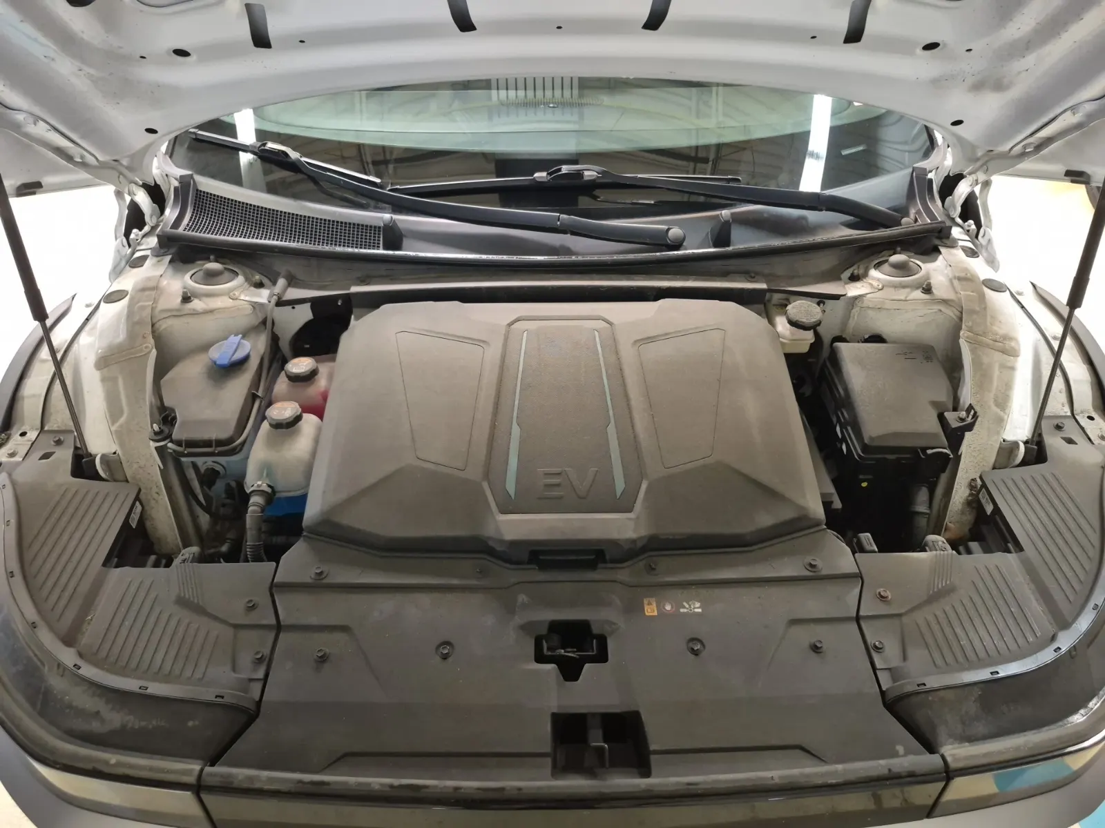 Engine Photo