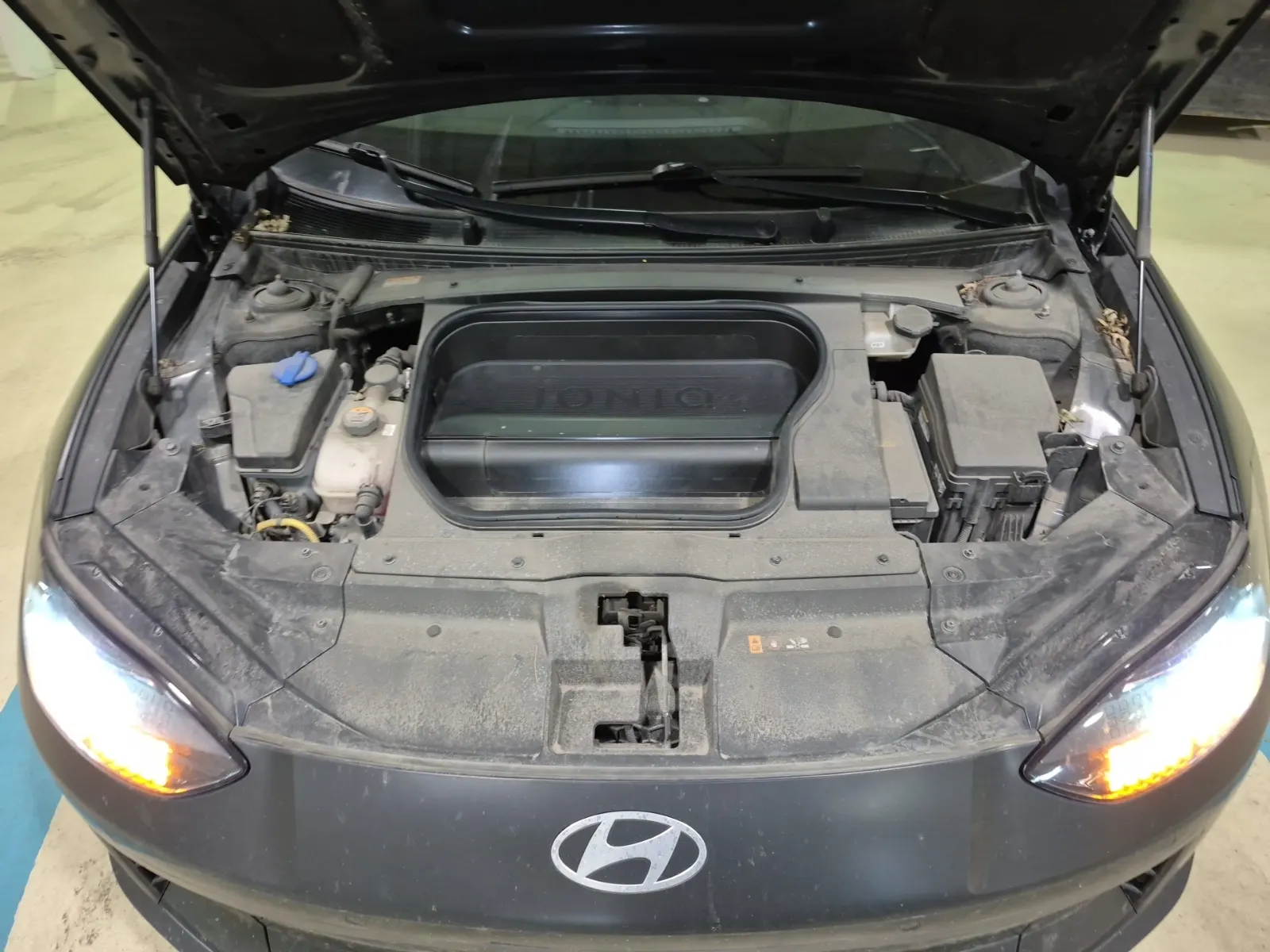 Engine Photo