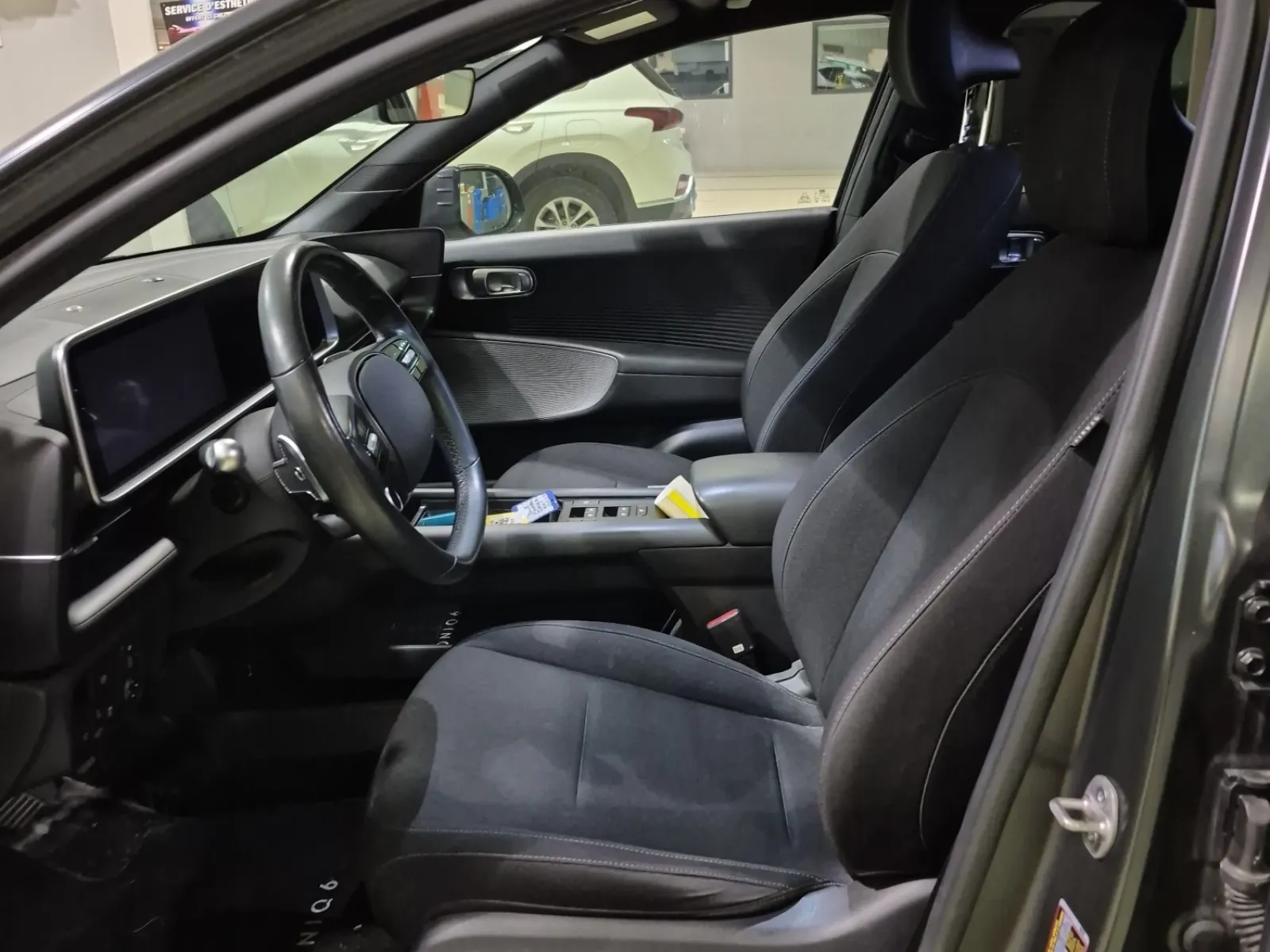 Front Interior Photo
