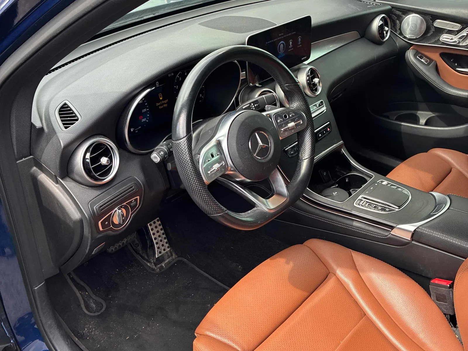 Interior driver side