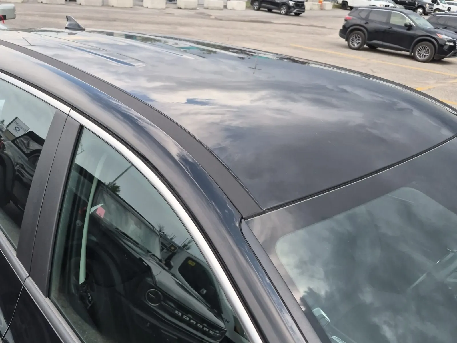Exterior Roof Photo