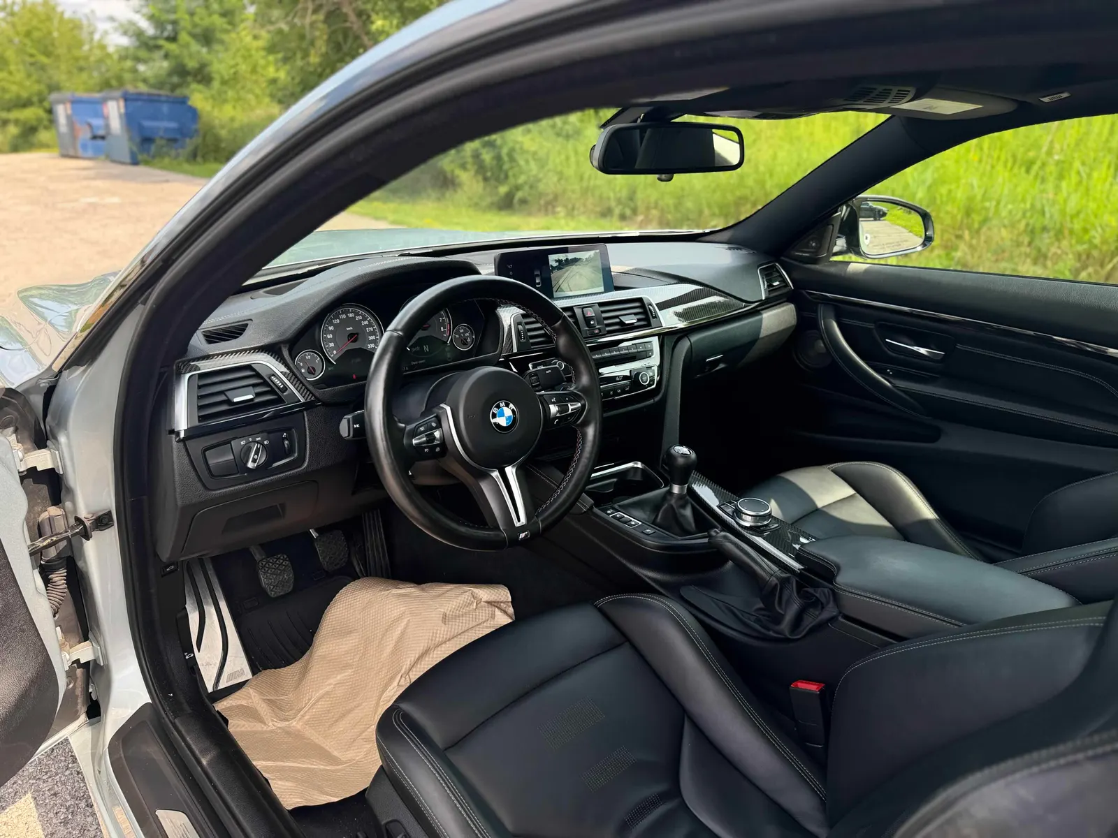 Interior driver side