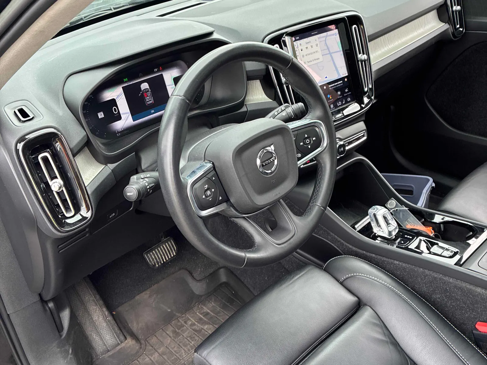 Interior driver side