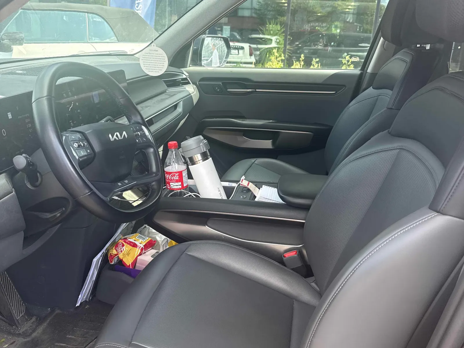 Interior driver side