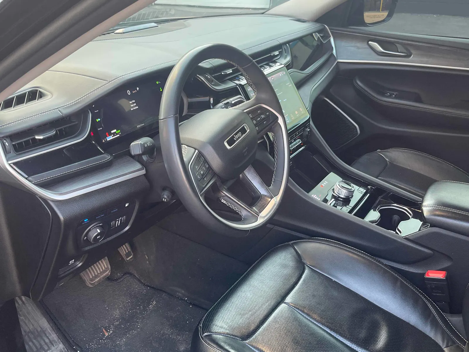 Interior driver side