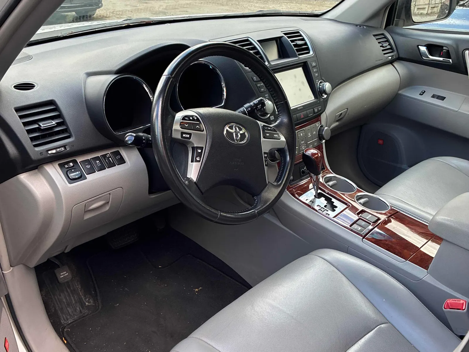 Interior driver side