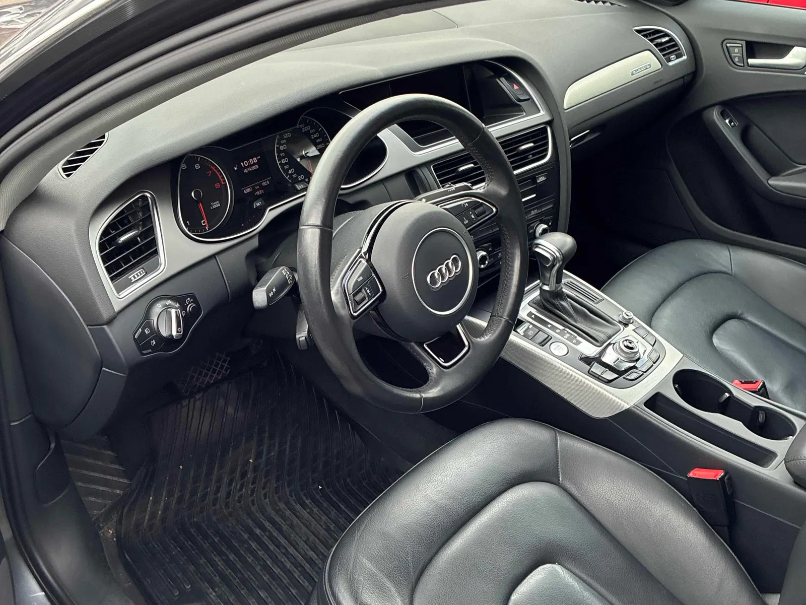 Interior driver side