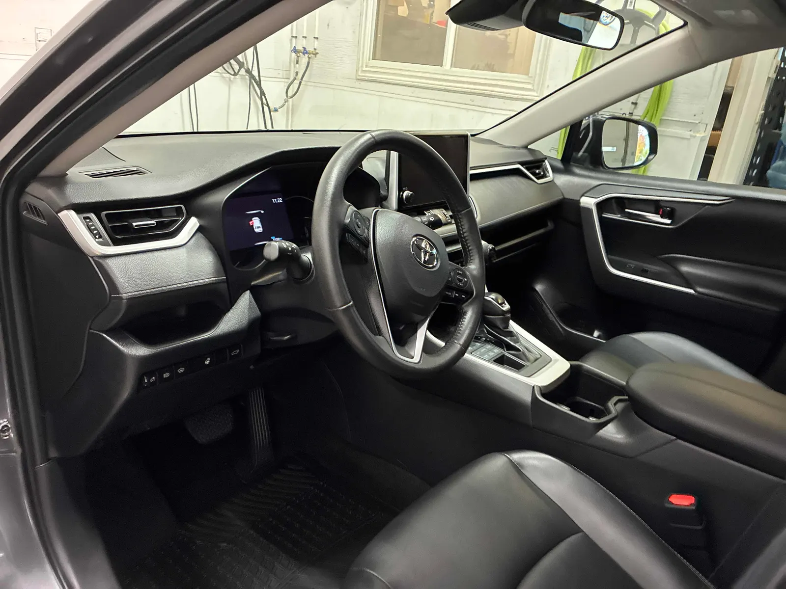 Interior driver side