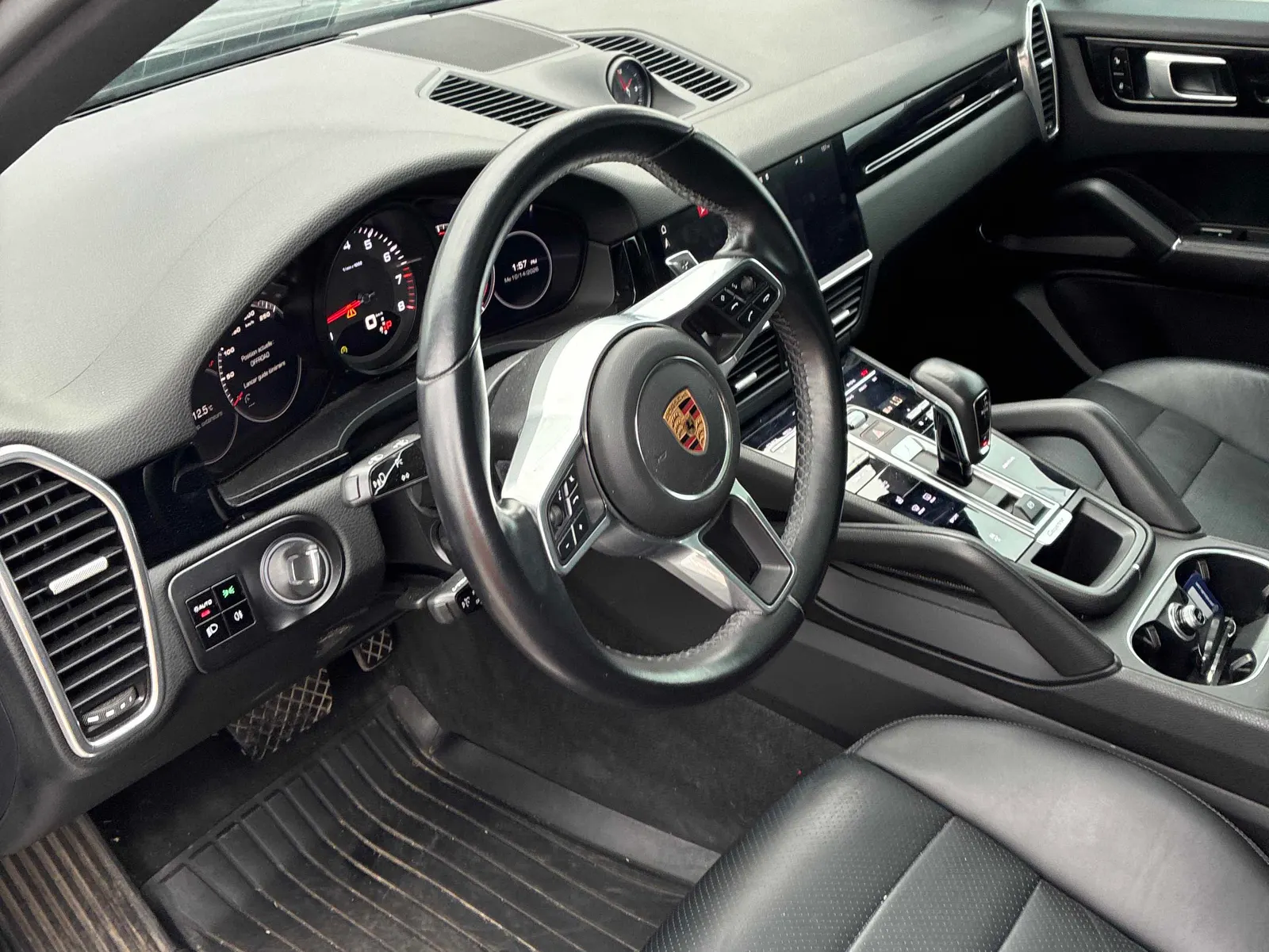 Interior driver side