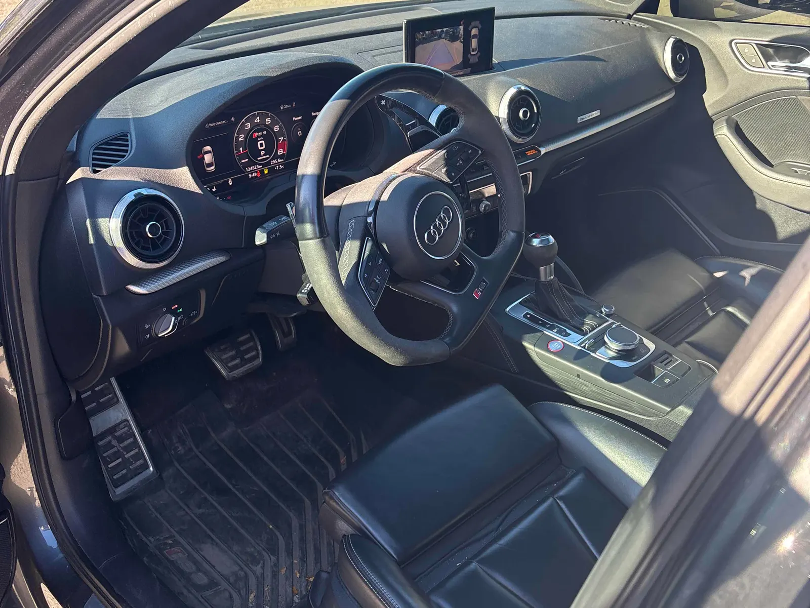 Interior driver side