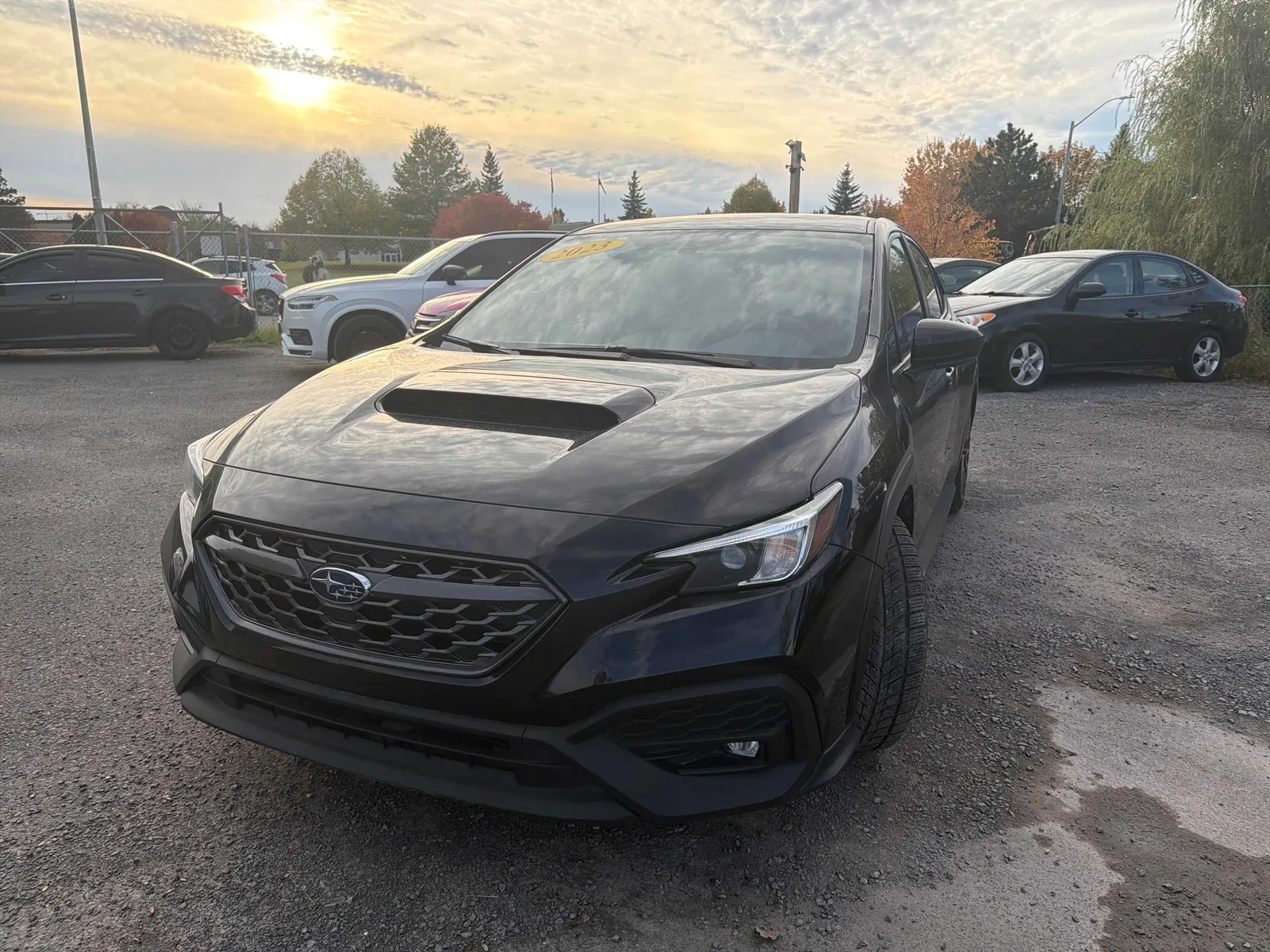 3/4 Front (Main image)