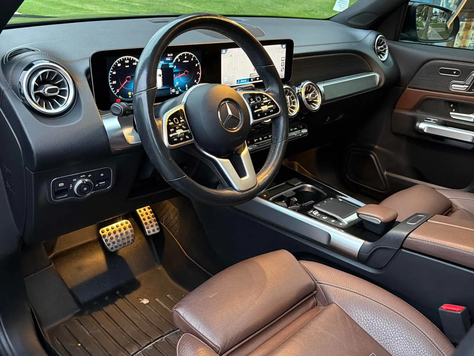 Interior driver side