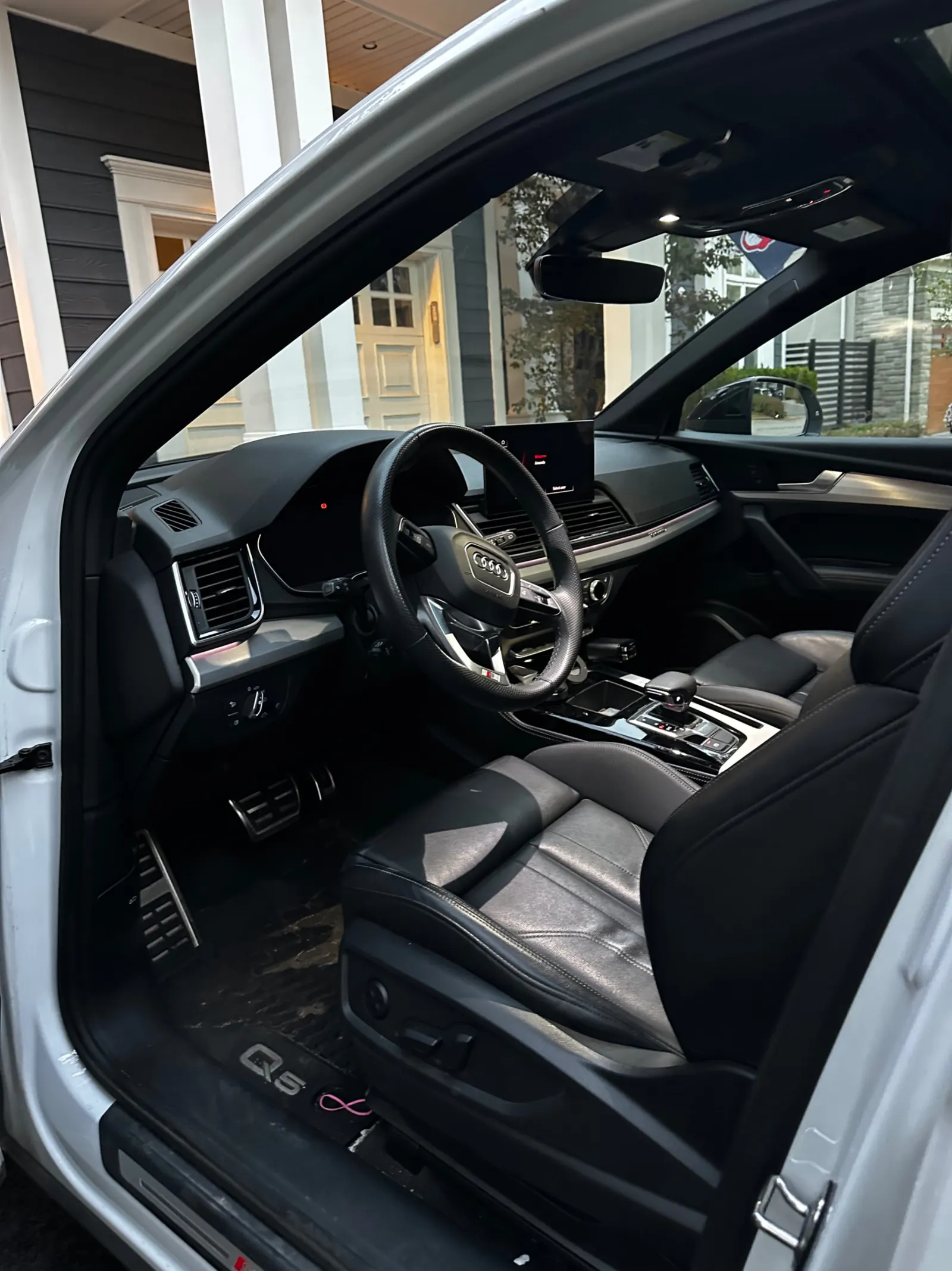Interior driver side