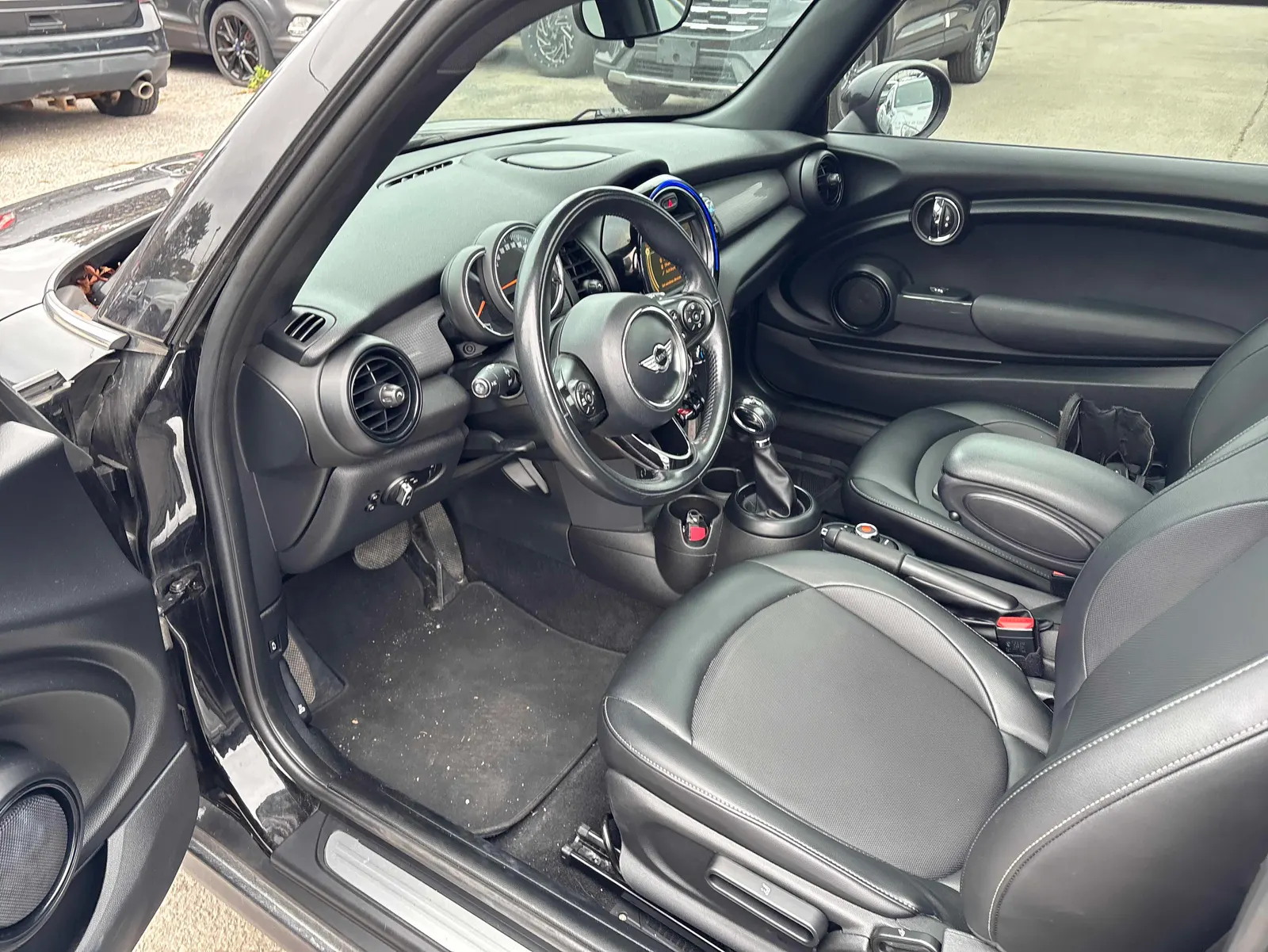 Interior driver side