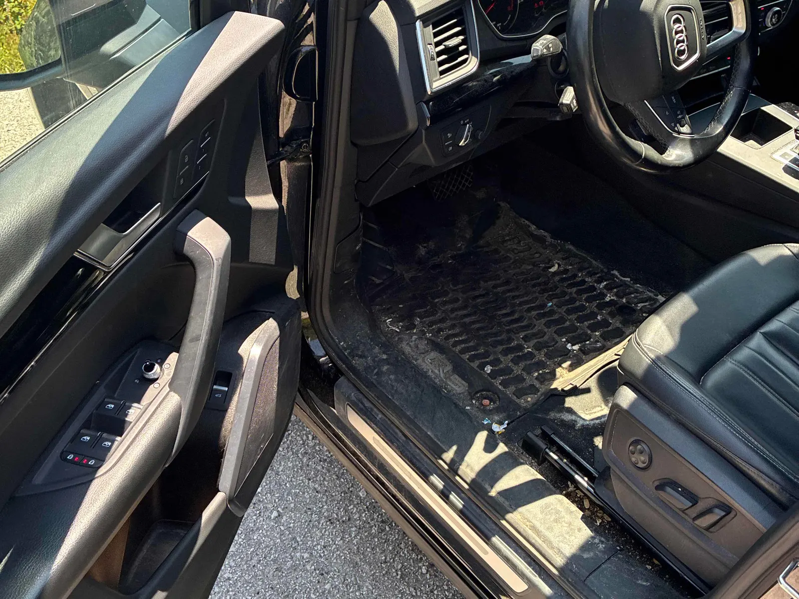 Interior driver side